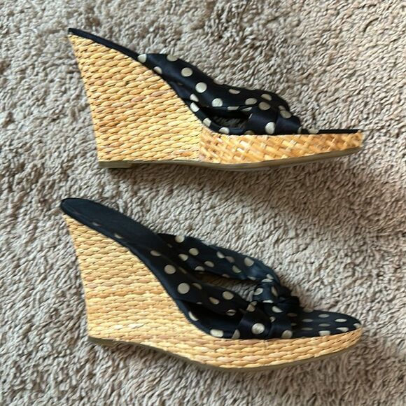 Nine West Black Tan Satin Wedges Size 9.5 - Picture 2 of 7